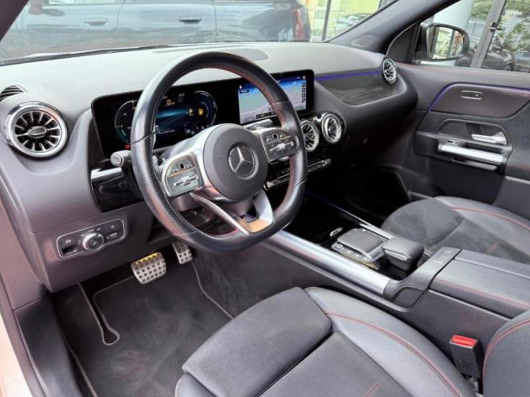 MERCEDES-BENZ GLA 220 d 4MATIC PREMIUM AMG TETTO 360