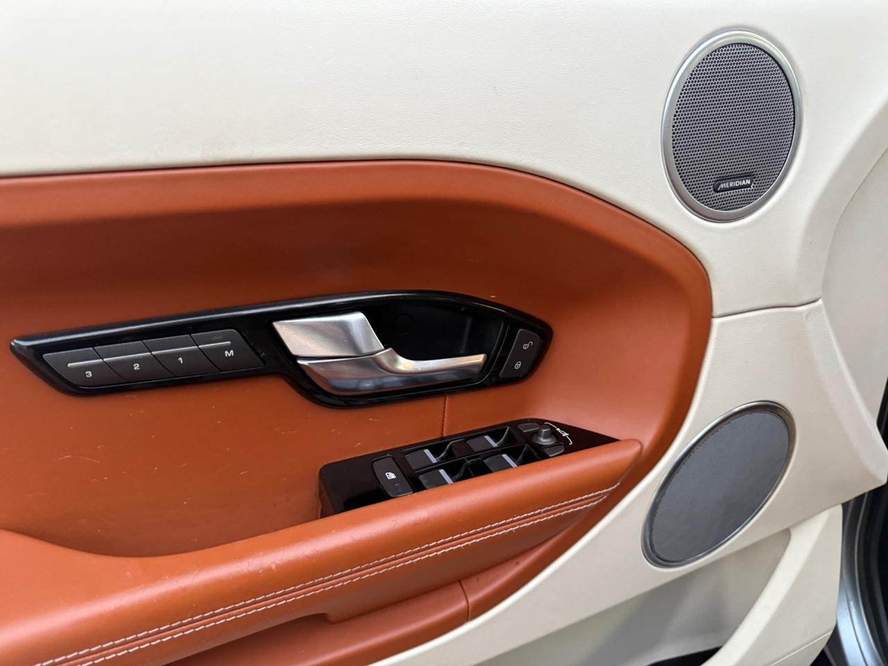 Land Rover Range Evoque 2.2 TD4 5p. Dynamic 4x4