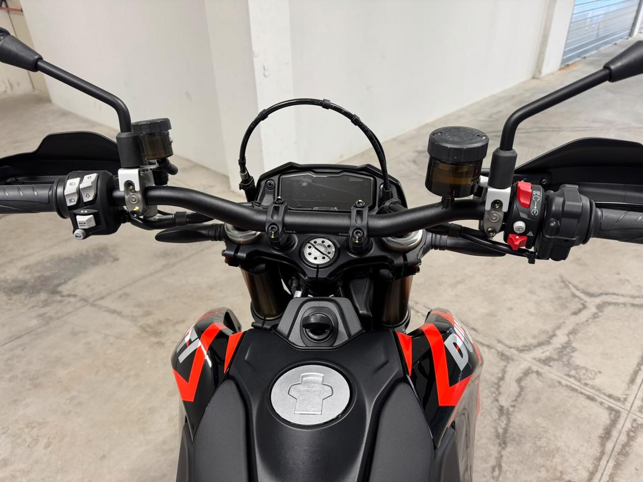 Ducati Hypermotard 698 DEPOTENZIATA A2