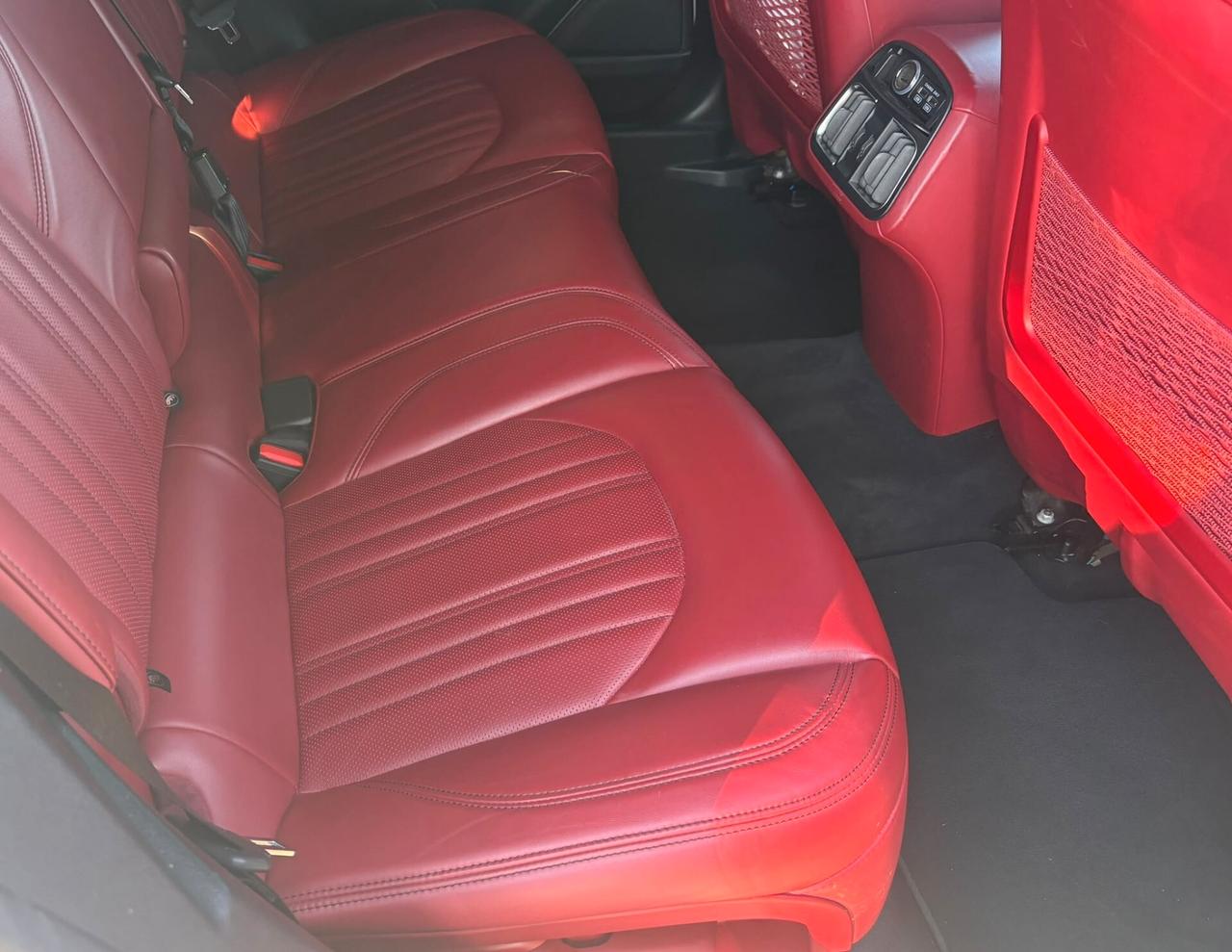 Maserati Levante V6 Diesel 275 CV AWD