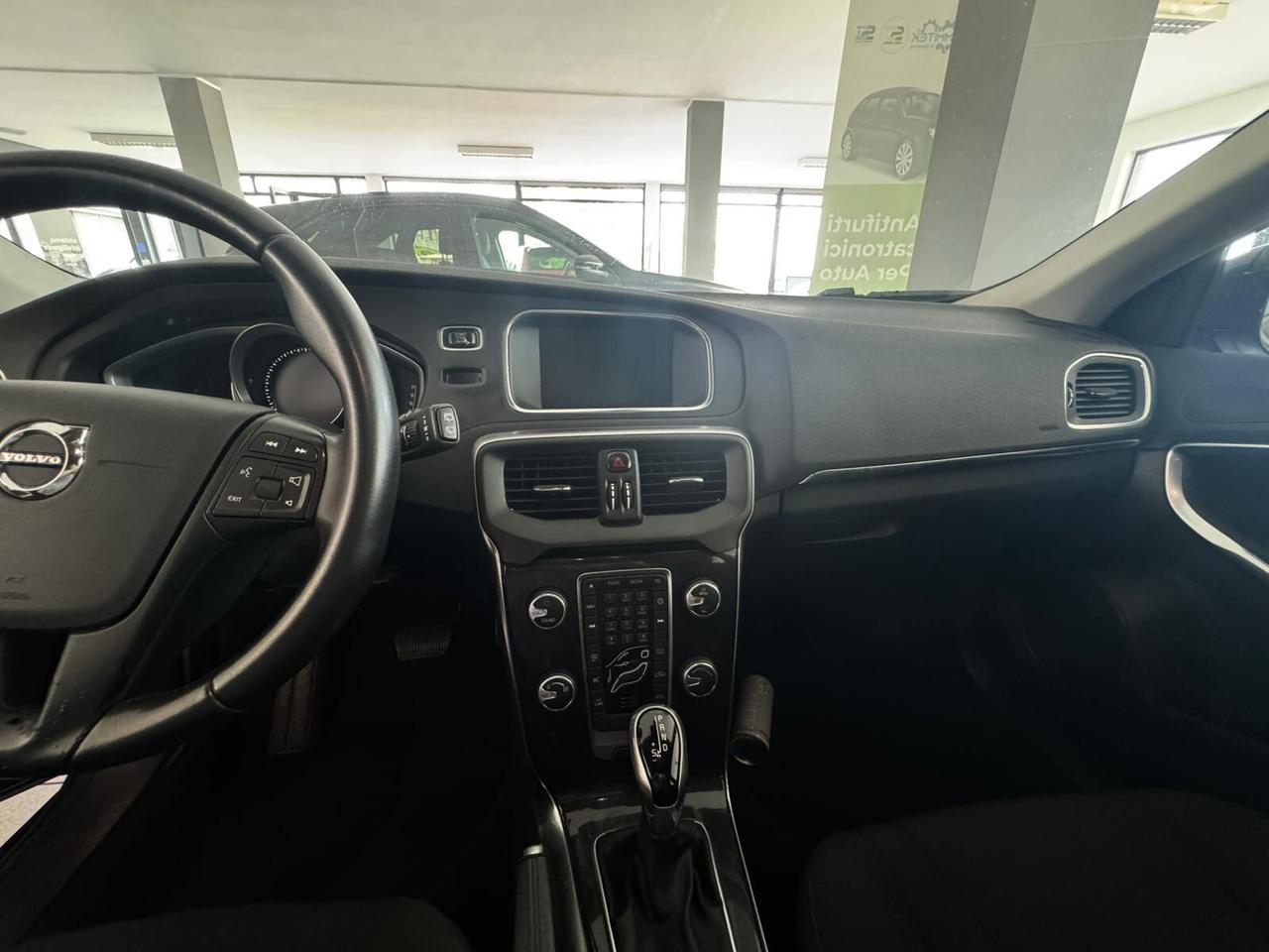 Volvo V40 D3 Geartronic Kinetic