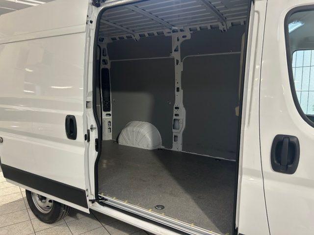 PEUGEOT Boxer 333 2.2 BlueHDi 140 S&S PM-TN Furgone - NO VINCOLI