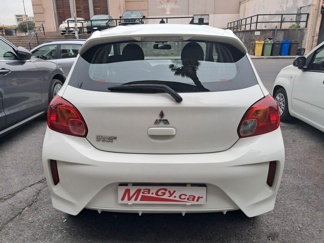 Mitsubishi Space Star 1.2 71 cv Invite SDA