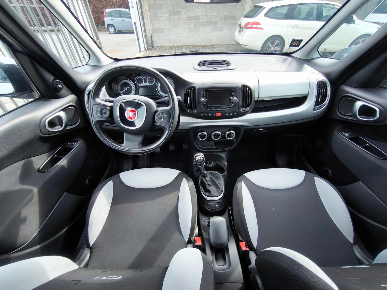 FIAT 500L LIVING 1,6 MJT- LOUNGE- OK NEOPATENTATI