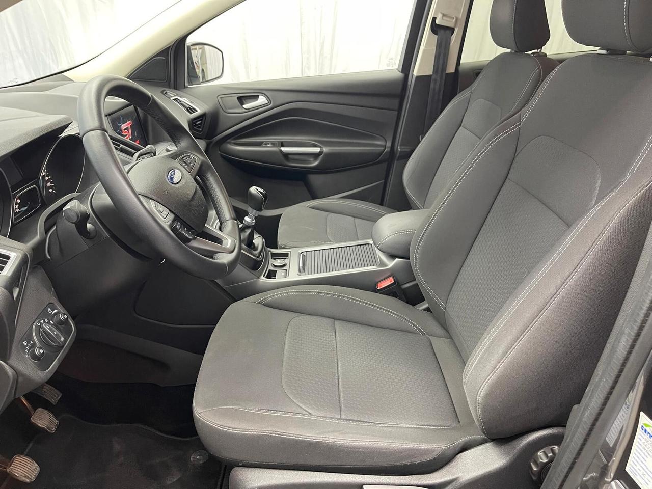 Ford Kuga 1.5 TDCI 120 CV S&S 2WD Titanium