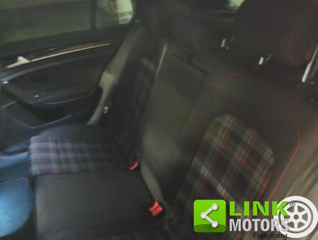 VOLKSWAGEN Golf GTI 2.0 TSI DSG 5p. BlueMotion Technology