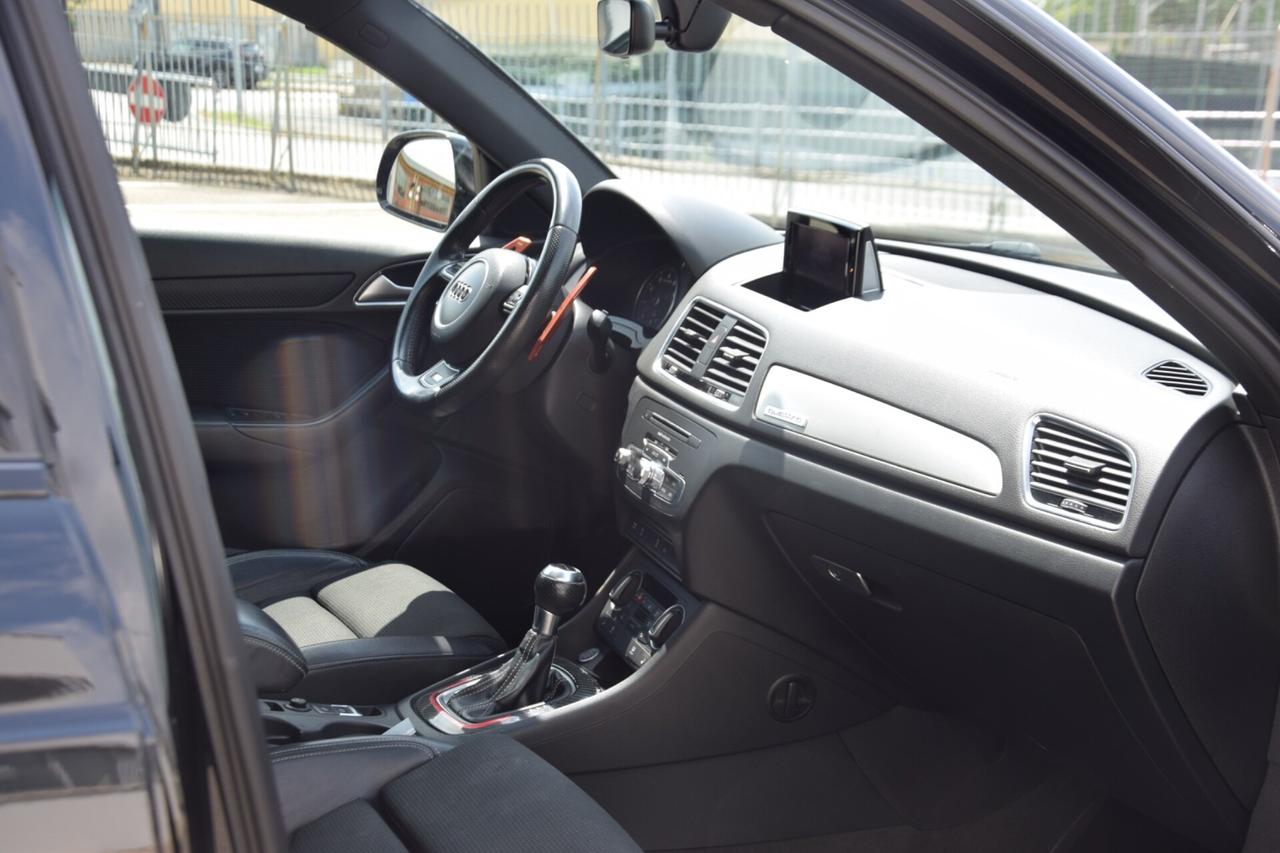 AUDI Q3 Q3 2.0 TFSI 220 CV quattro S tronic Sport