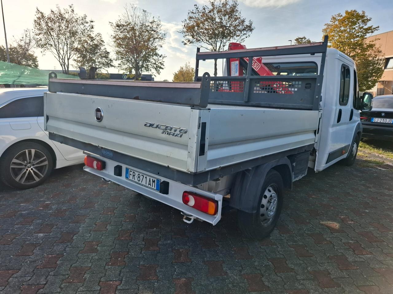 Fiat Ducato Maxi 35 2.3 Mjt doppia cabina allestito con Gru Fassi
