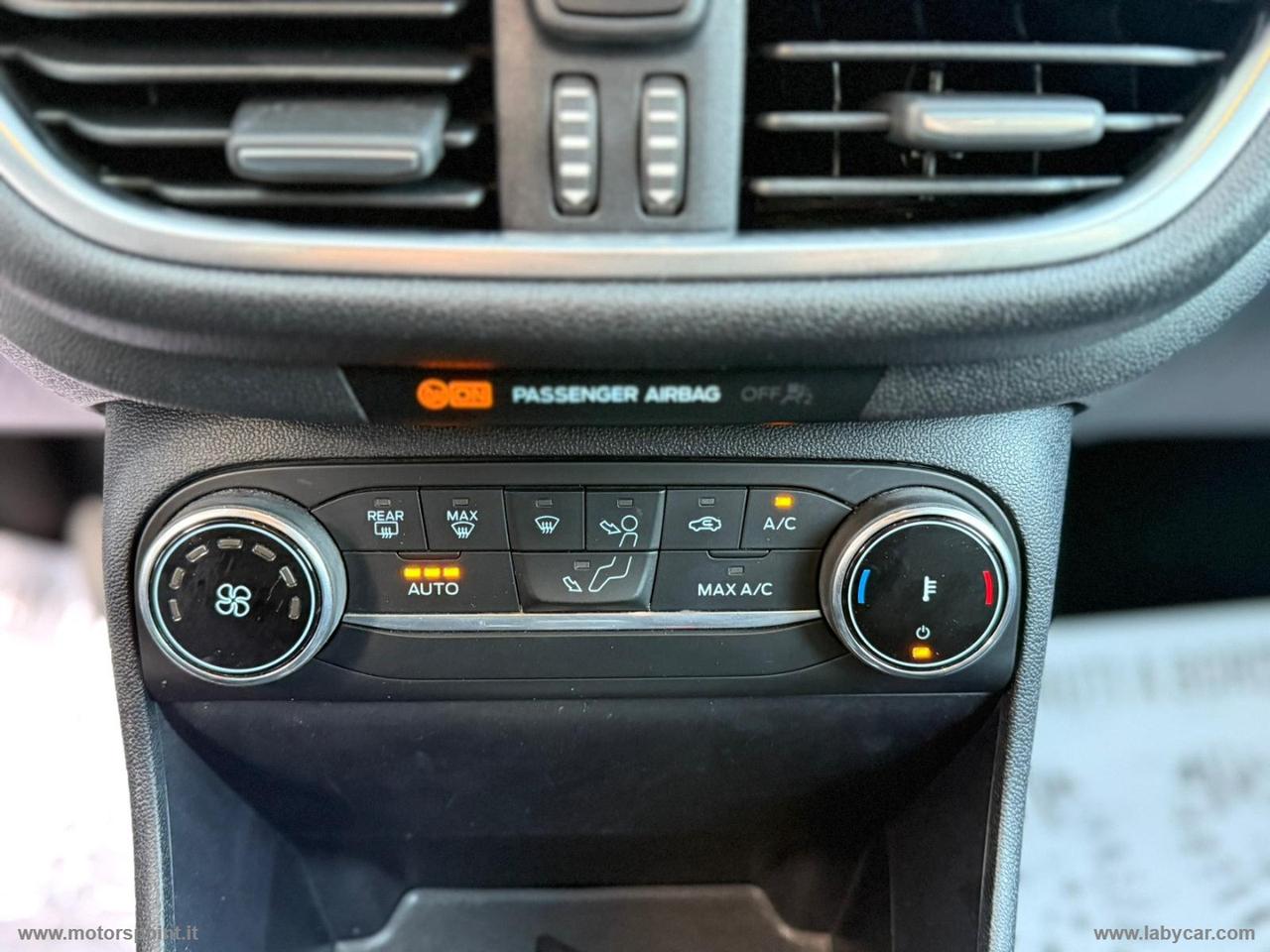 FORD Fiesta 1.1 75 CV 5p. Titanium