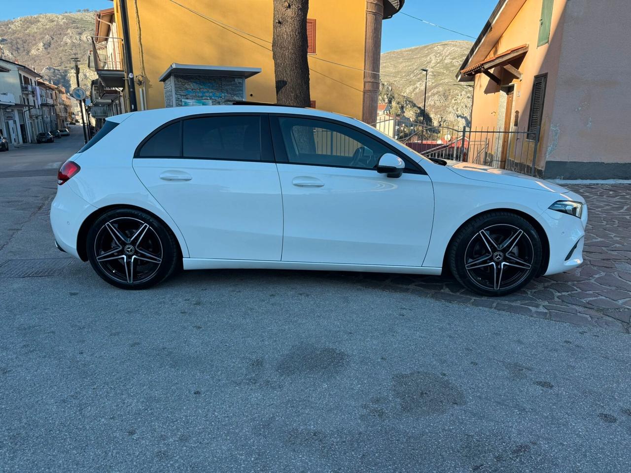 Mercedes Classe A 180d 116cv TETTO VIRTUAL 2018