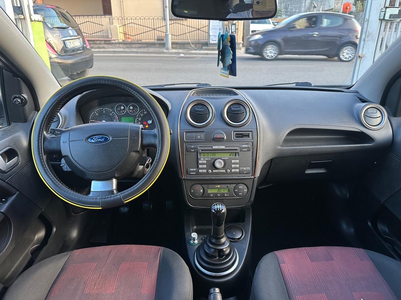 Ford Fiesta 1.4 TDCi 5p. Ghia 05/2006