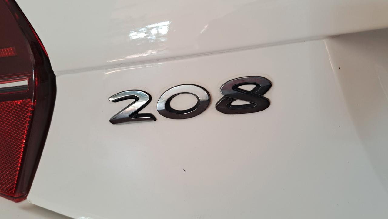 Peugeot 208 PureTech 82 5 porte Active OK NEO PATENTATI