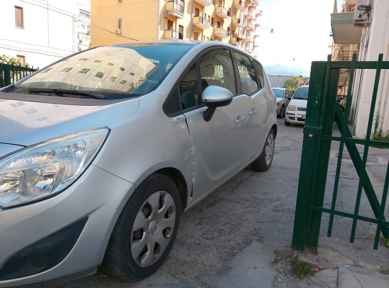 Opel Meriva 1.3 CDTI 95CV ecoFLEX Cosmo