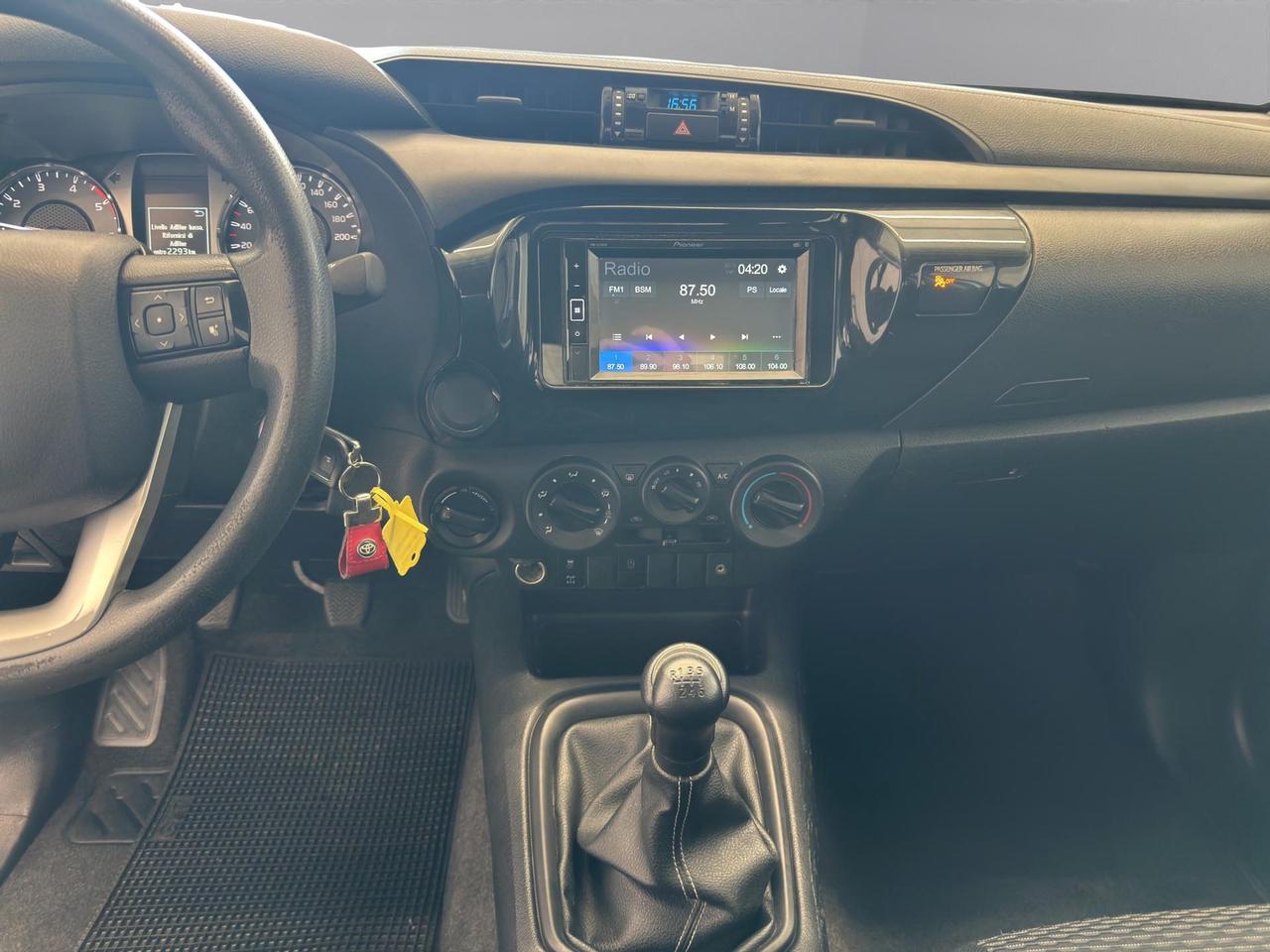 Toyota Hilux 2.4 d-4d extra cab Comfort 4wd