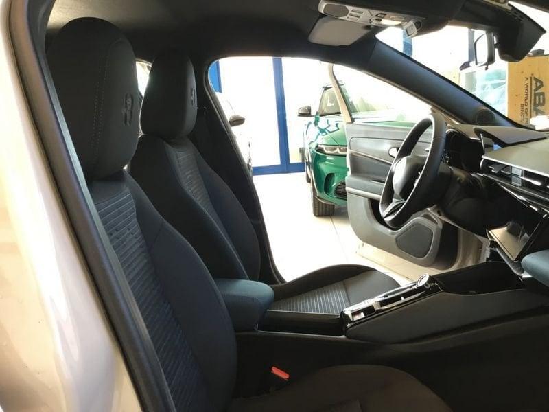 Alfa Romeo Junior BEV 156CV/115kW elettrica