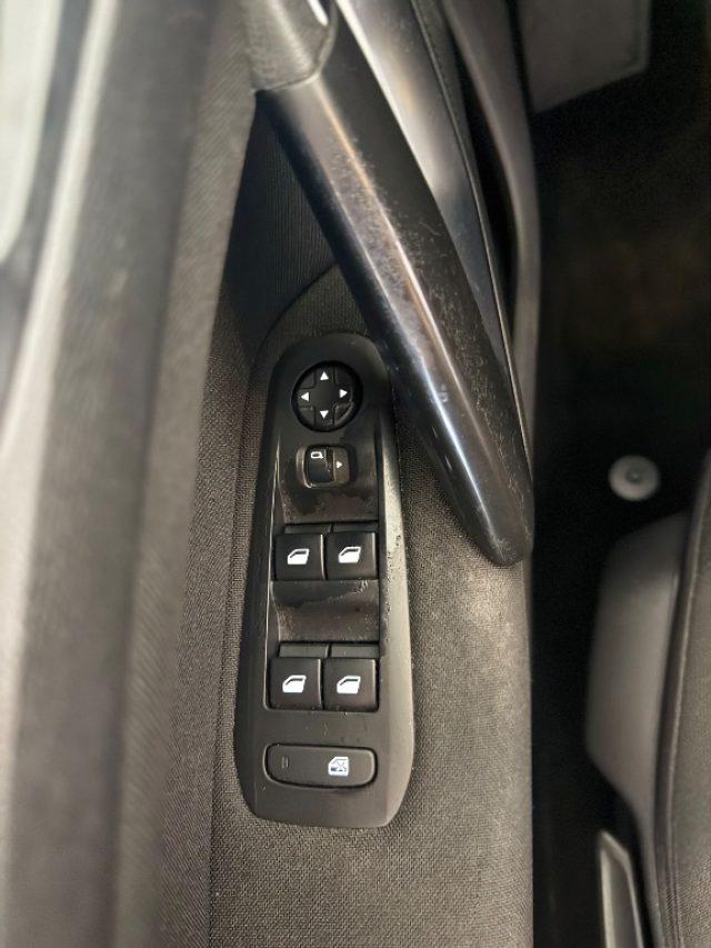 PEUGEOT 308 PureTech Turbo 130 S&S GT Line