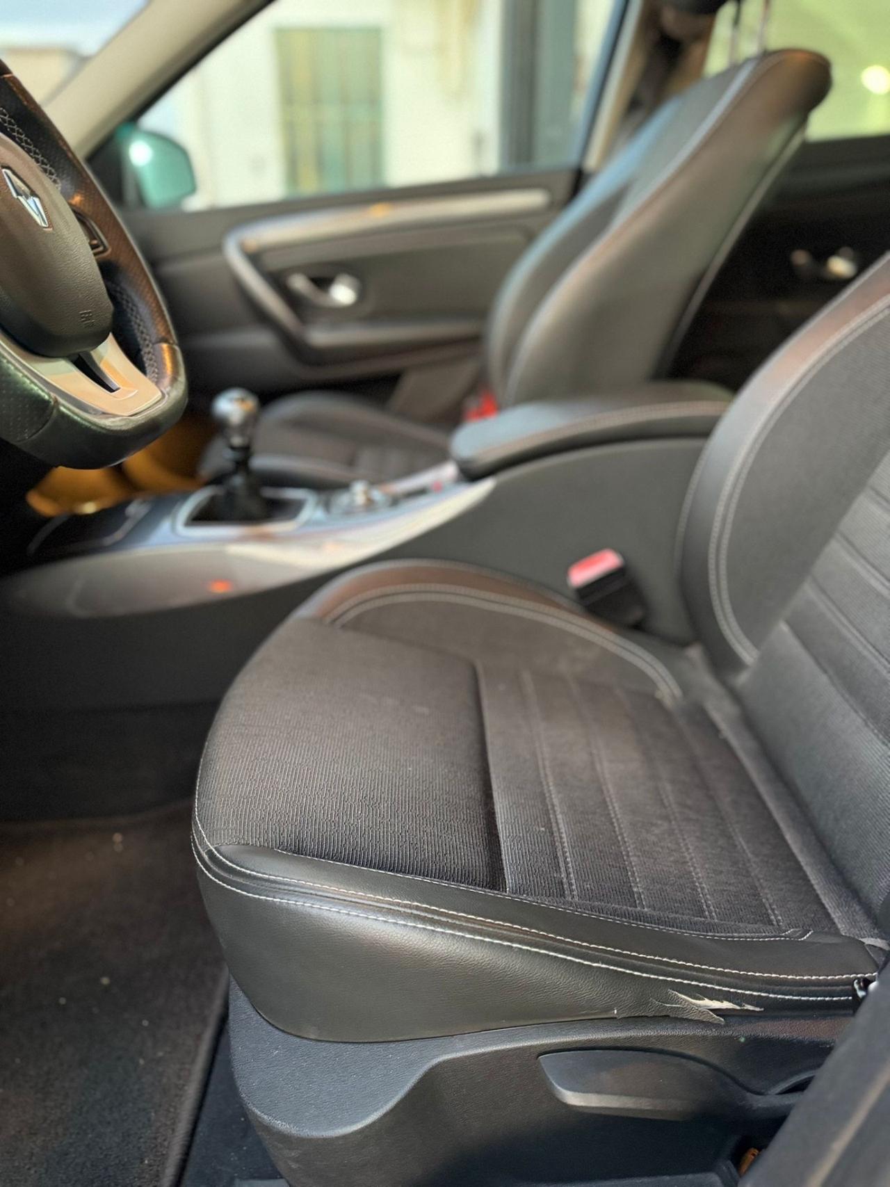 Renault Laguna 2.0 dCi 150CV 4Control