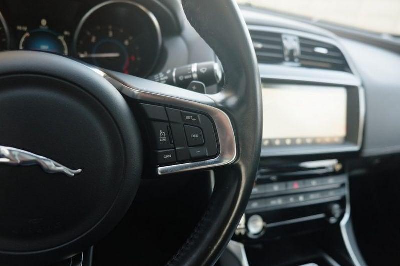 Jaguar XE 2.0 D Turbo 180 CV AWD AUT. R-SPORT LIMITED ED.