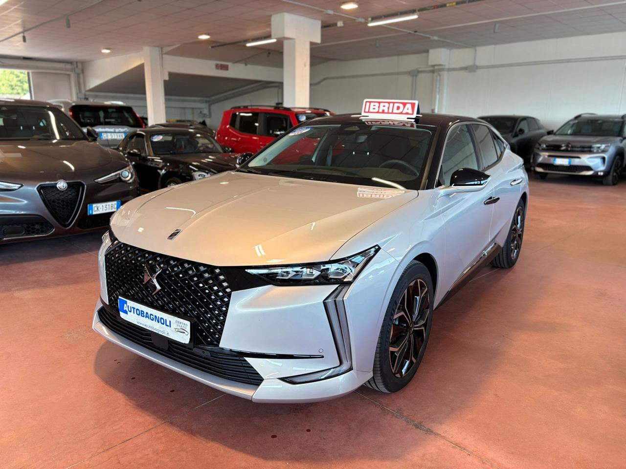 Ds DS4 Étoile Alcantara Hybrid 136 Aut. SPOTICAR