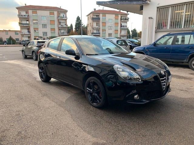 Alfa Romeo Giulietta 1.4 Distinctive Gpl 120cv NEOPATENTATI