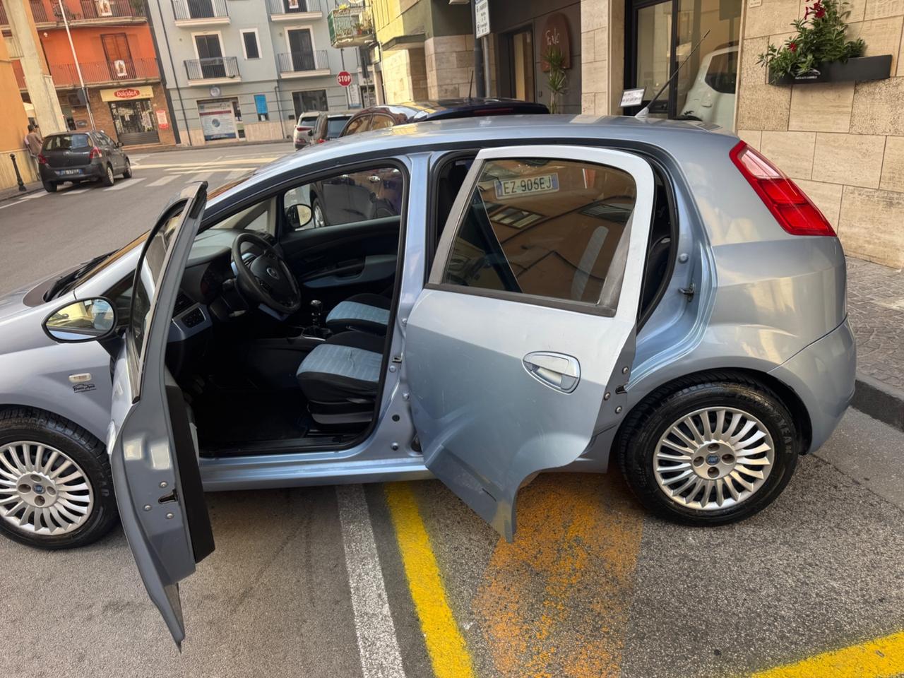 Fiat Grande Punto 1.3 MJT 90 CV 5 porte Dynamic