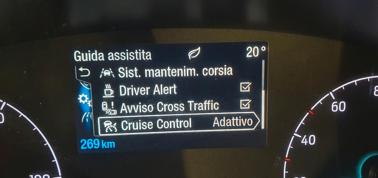 Ford Transit E-Transit Van 350 L2H2 Trend 269CV Batt. 68KWh Auton. 260Km