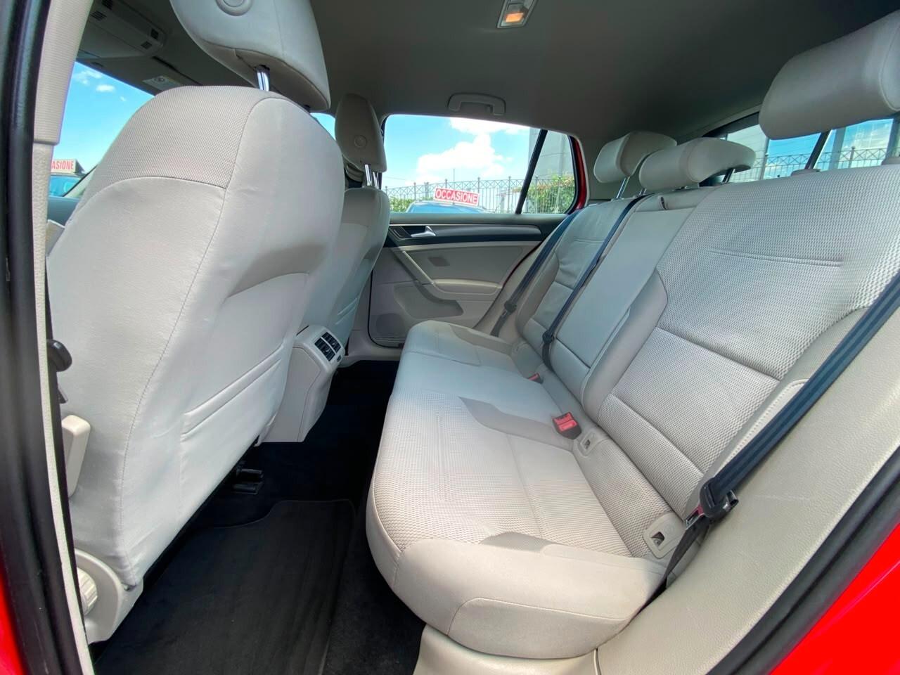 Volkswagen Golf 1.6 TDI 5p. Highline BlueMotion Technology