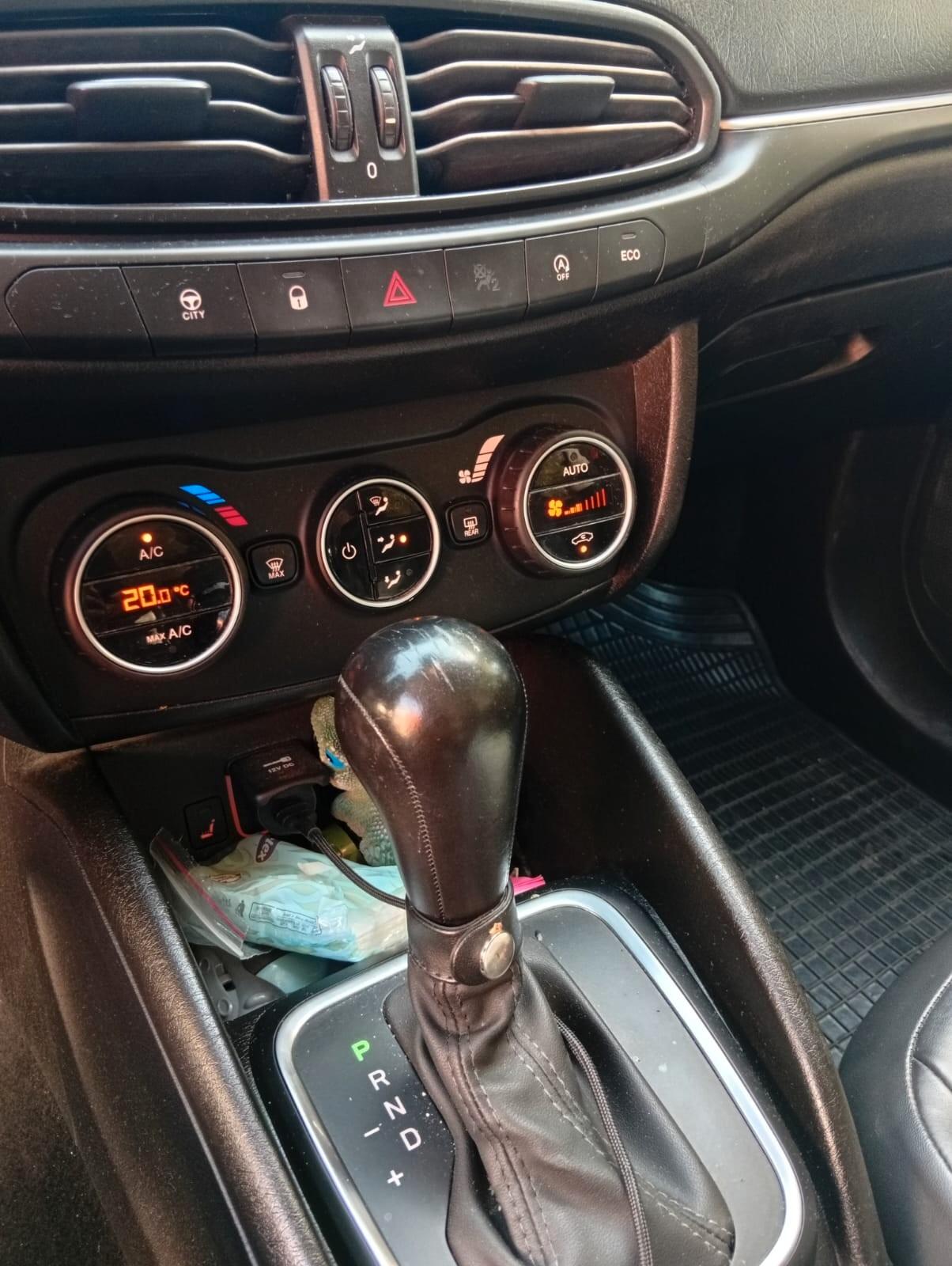 Fiat Tipo 1.6 Mjt S&S SW Lounge *CAMBIO AUTOMATICO*