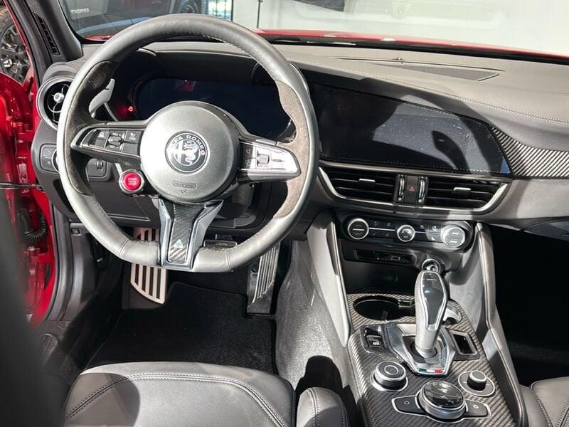 Alfa Romeo Giulia Quadrifoglio 2.9 V6 520 CV Quadrifoglio AT8