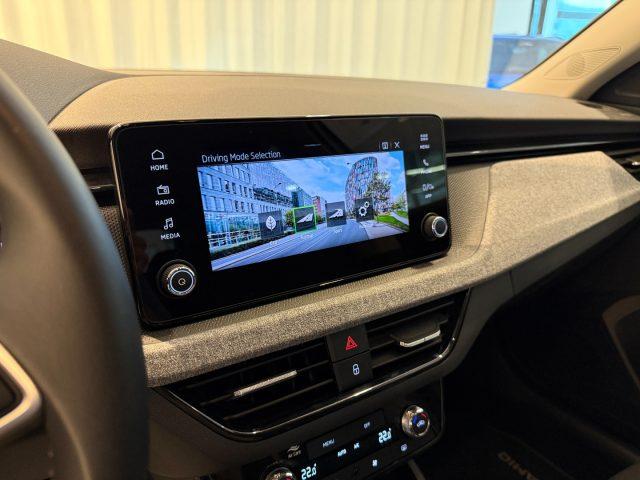 SKODA Kamiq 1.0 TSI Black Dots Camera LED DAB+ Keyless