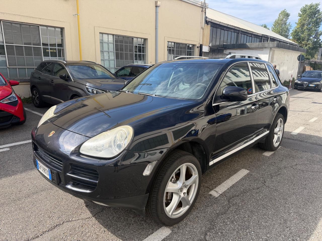 Porsche Cayenne 3.2 V6 full