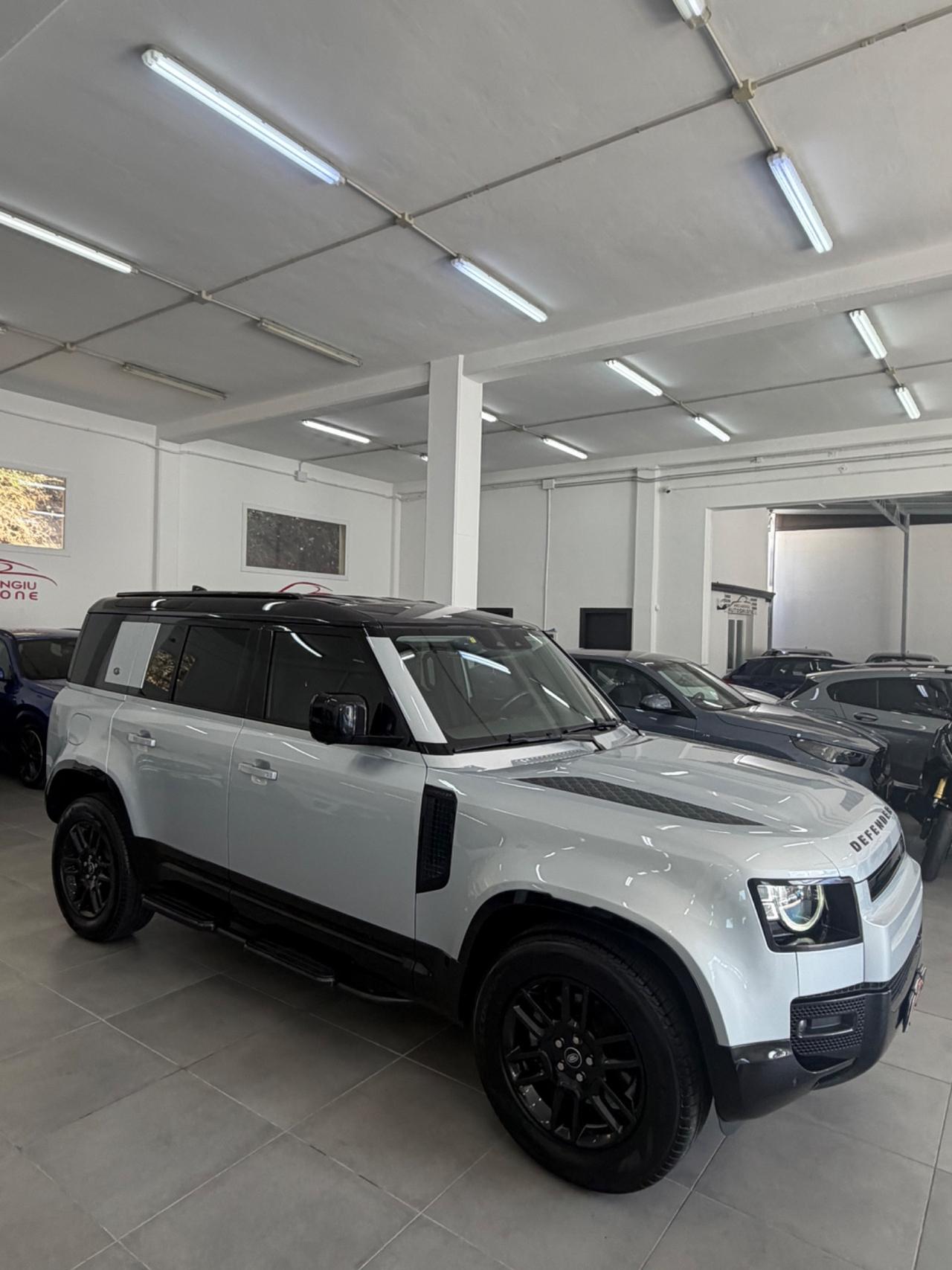 Land Rover Defender 250 CV X-Dynamic SE FINANZIABILE