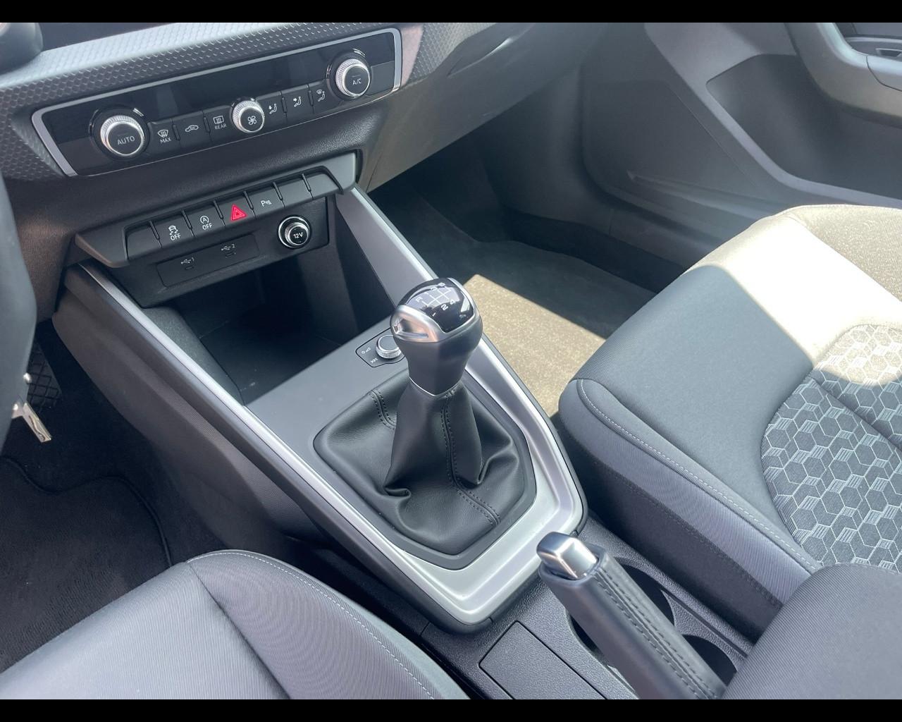 AUDI A1 2ª serie - A1 allstreet 25 TFSI Admired