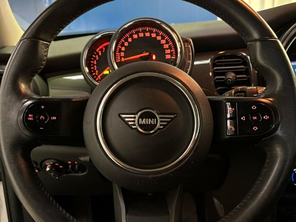 Mini Cooper 1.5 TwinPower Turbo Cooper