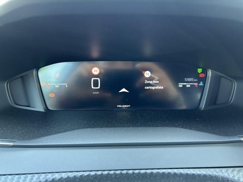 Peugeot 2008 PureTech 100 Allure NAVI+CAMERA+KEYLESS 5.900 KM!!