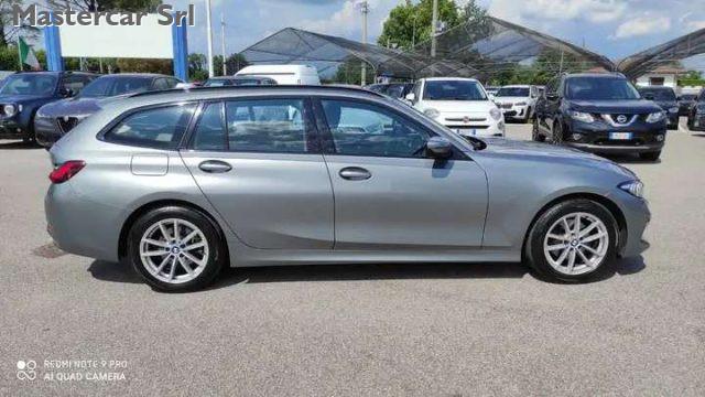 BMW 320 Serie 3 G21 2022 Touring 320d Touring mhev 48V xdr