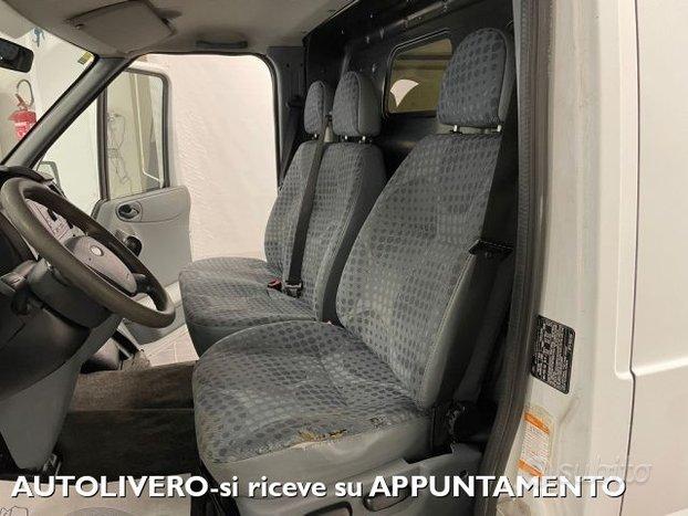FORD Transit 2.2 TDCi 110cv L1-H2 IVA INCLUSA UN