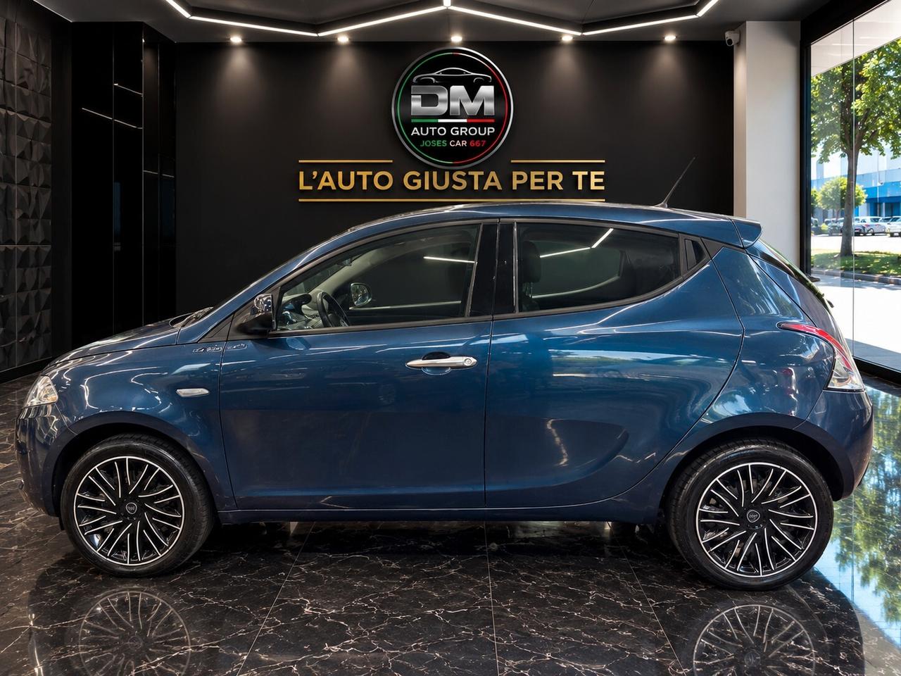 Lancia Ypsilon 1.0 FireFly 5 porte S&S Hybrid Gold