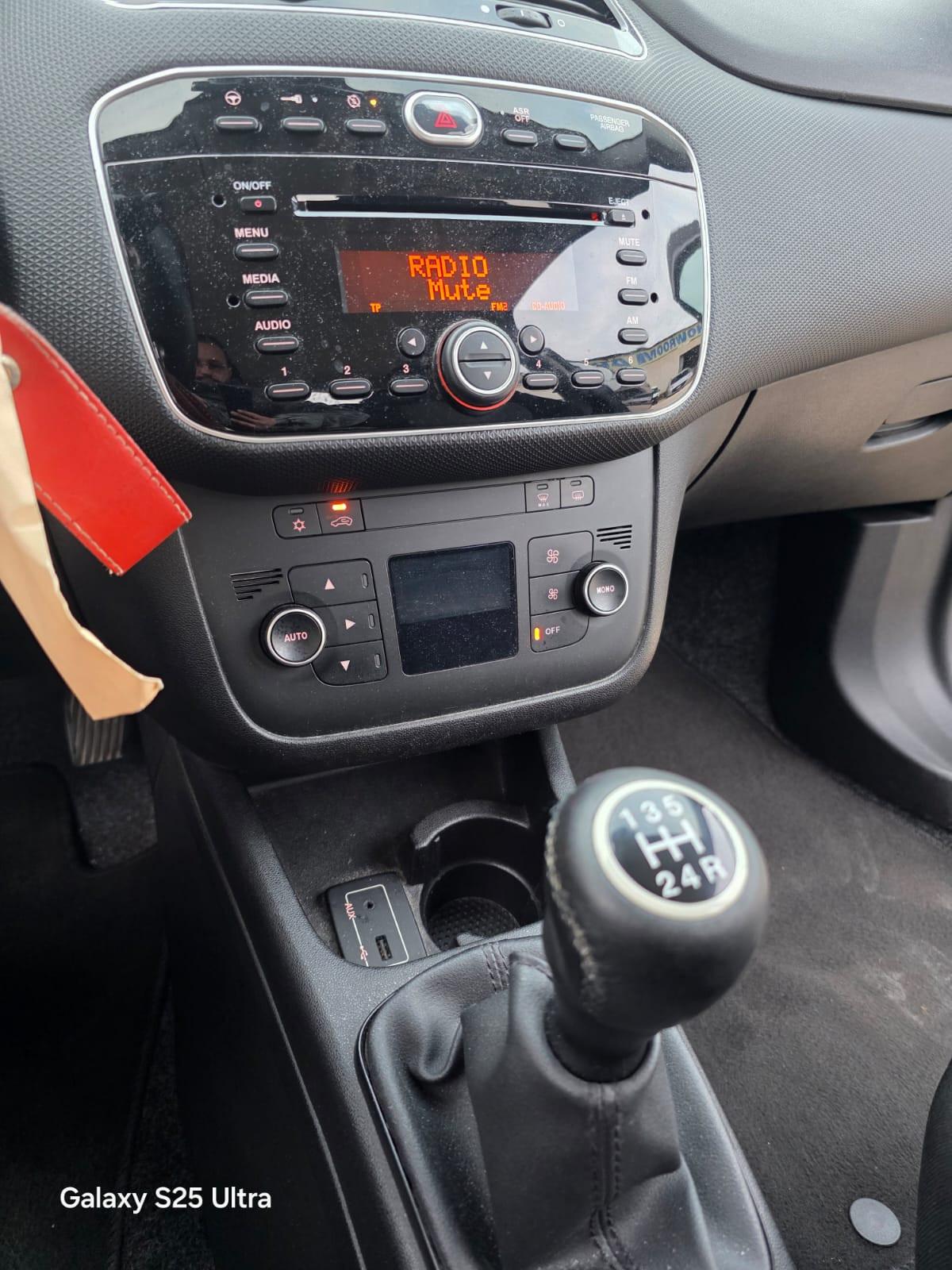 Fiat Punto 1.3 MJT II S&S 95 CV 5 porte Street 2018