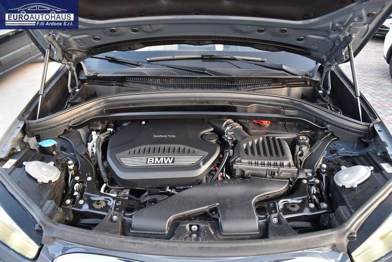 BMW X1 sDrive 18d Sport *PELLE, LED*