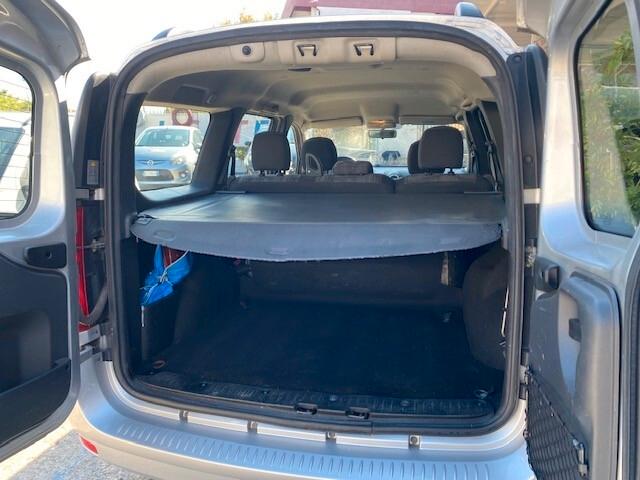 Dacia Logan MCV 1.6 90CV 5 posti Lauréate