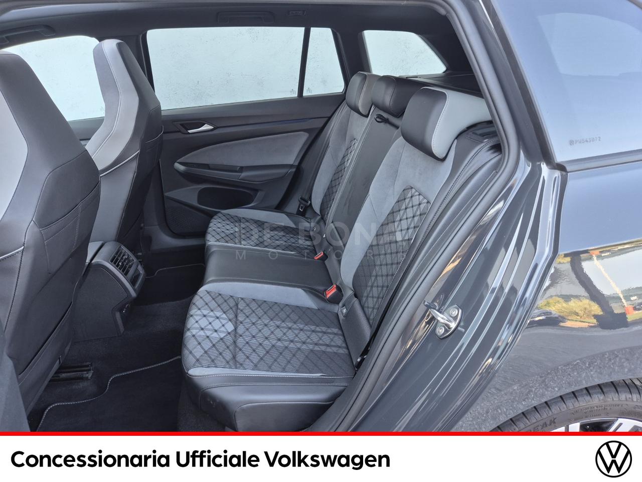 Volkswagen Golf variant 1.5 etsi evo r-line 150cv dsg