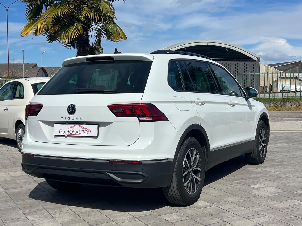 Volkswagen Tiguan 2.0 TDI 150 CV SCR DSG FINANZIABILE
