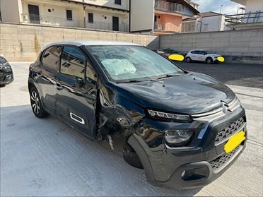 Citroen C3 2023 sinistrata incidentata BlueHDi 100 S&S Shine