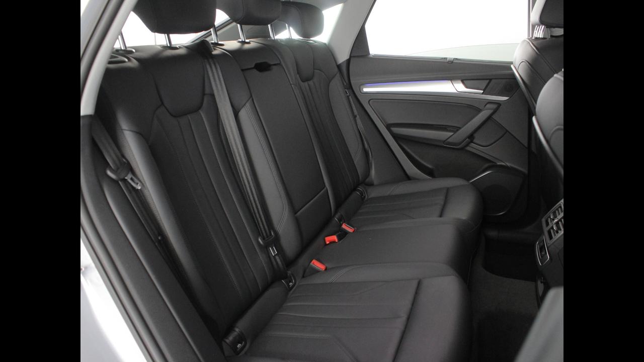 Audi Q5 Spb qTDI2,0 L4150 A7