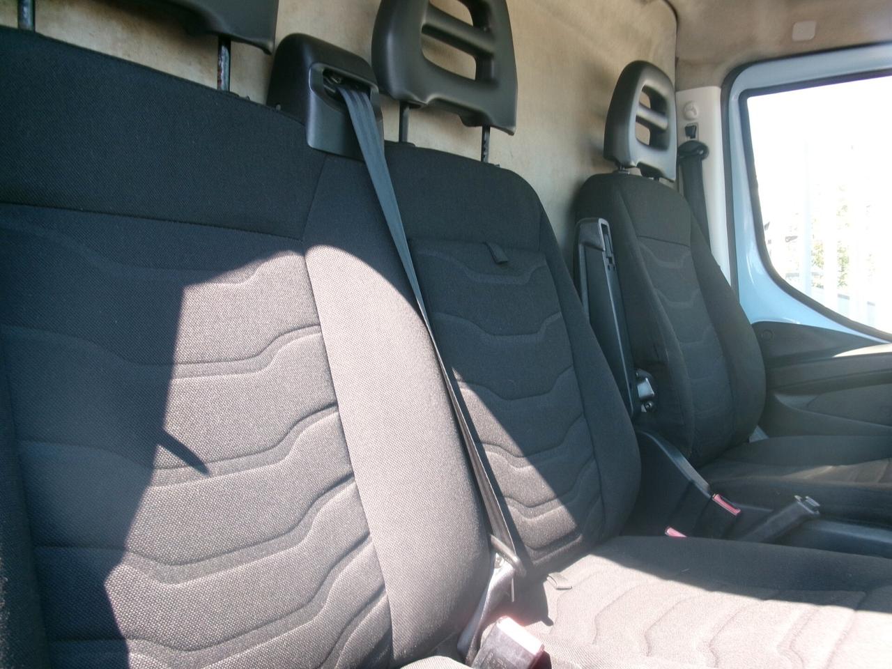 Iveco Daily 35C13 2.3 130CV E5 FURGONE GEMELLATO P.3520 H3 **135000KM**