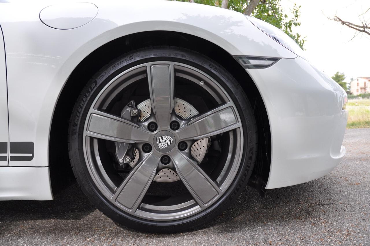 Porsche 718 Spyder Cayman 2.0 T PDK LEASING