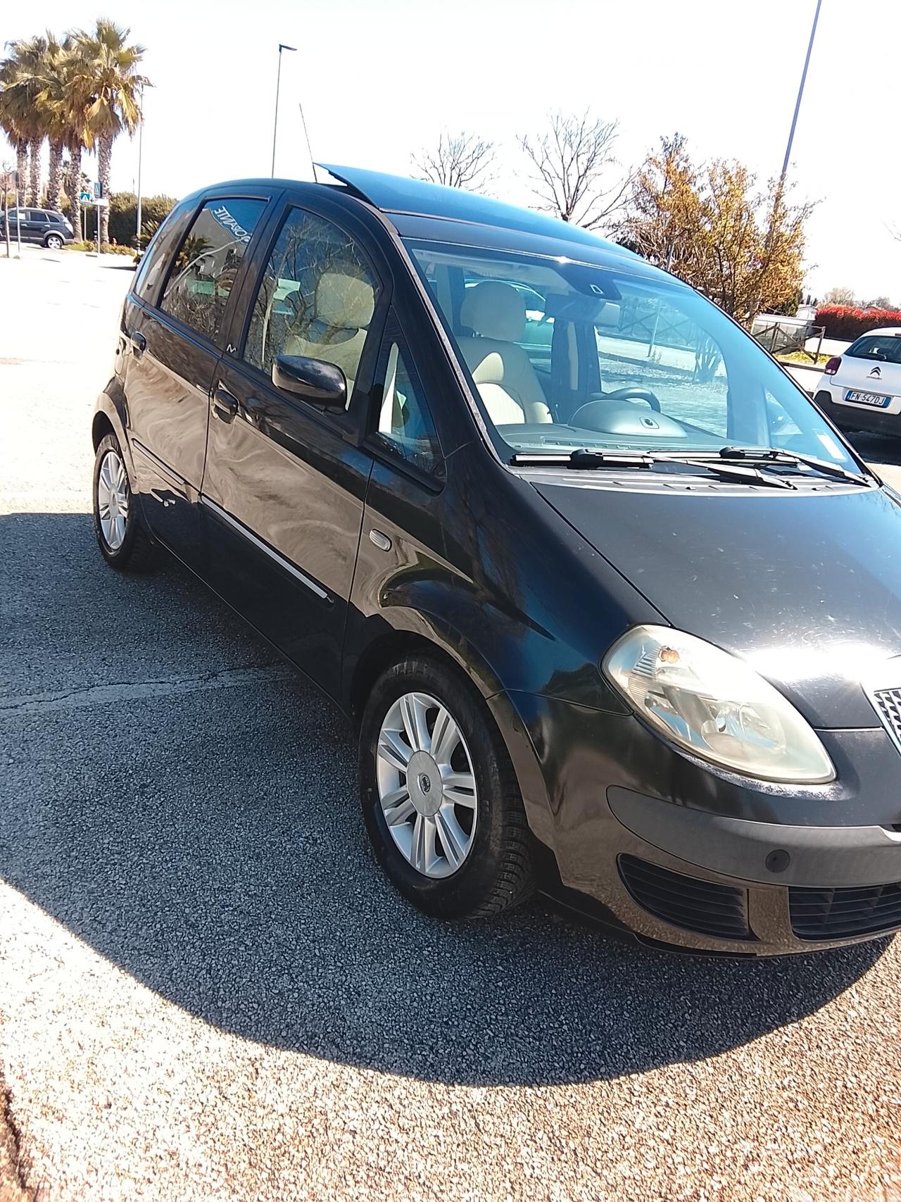 Lancia MUSA 1.9 Multijet Platino