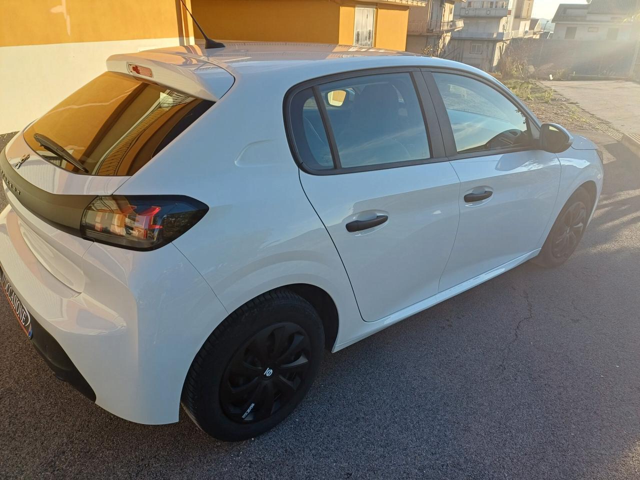 Peugeot 208 PureTech 75 Stop&Start 5 porte Active Pack