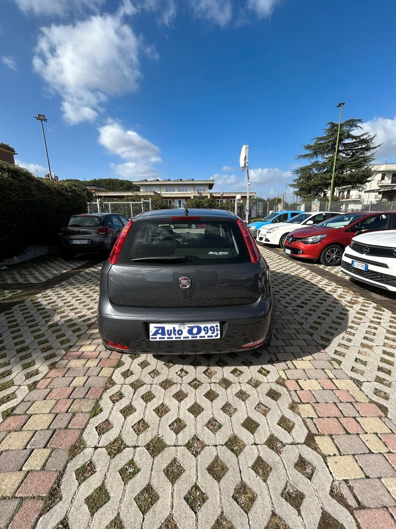 Fiat Punto 1.2 8V 5 porte Street GPL